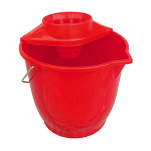 Round bucket with wringer